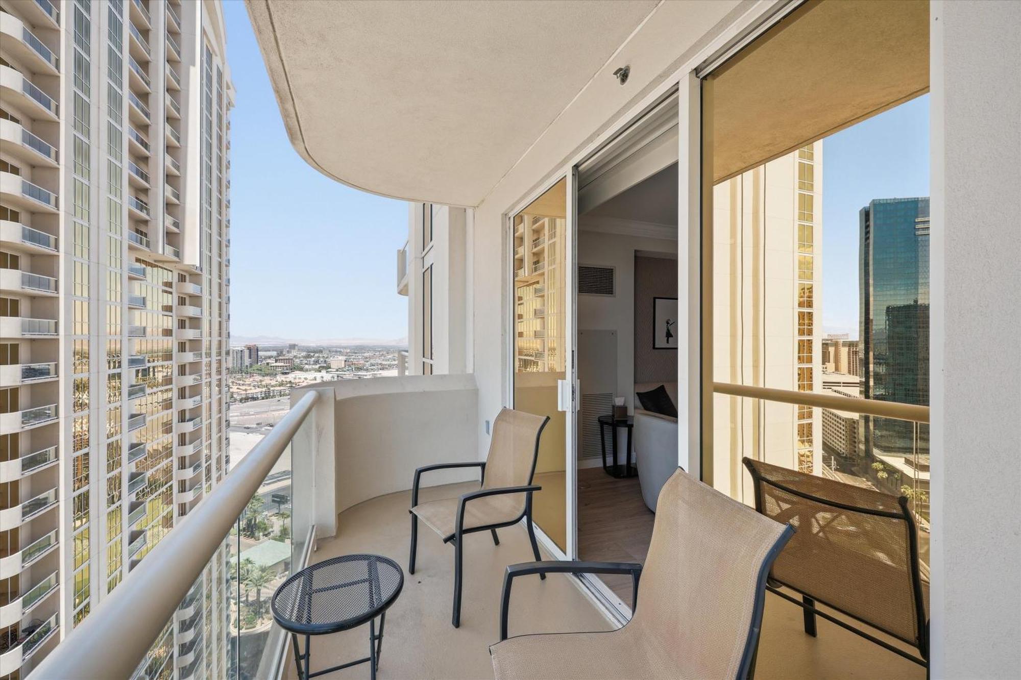 Studio Balcony
